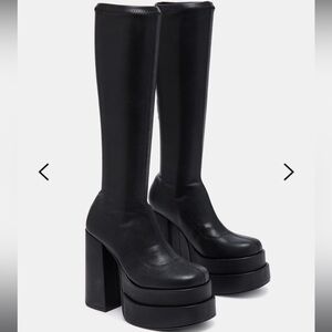 High chunky Steve Madden boots